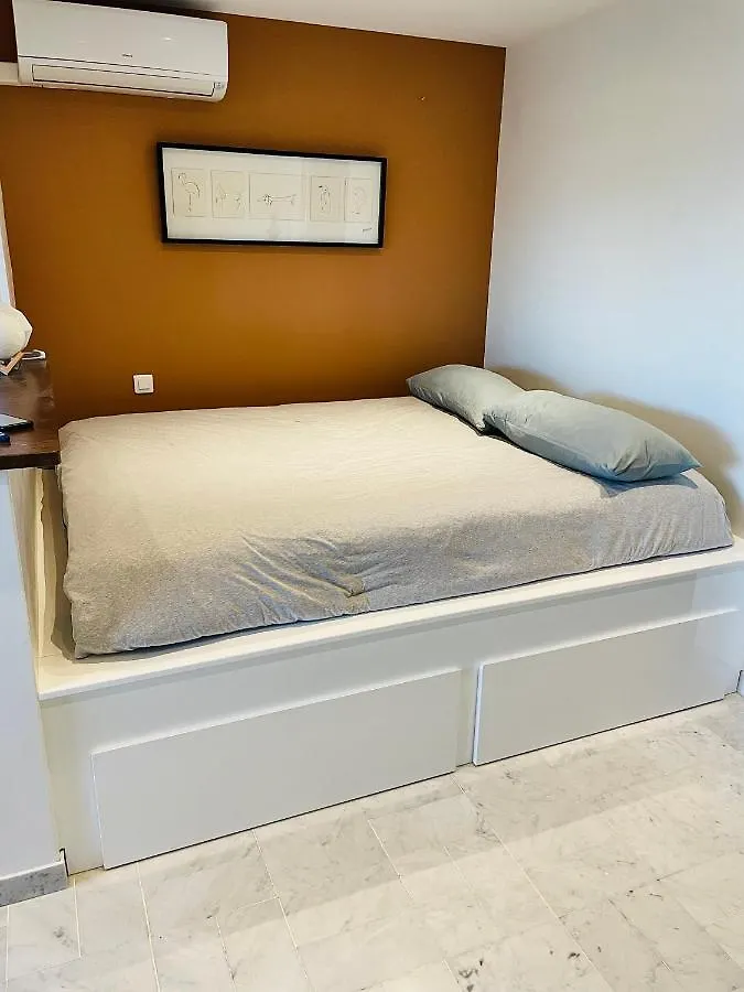 Super Appartement En Bord De Plage Cagnes-sur-Mer Apartment